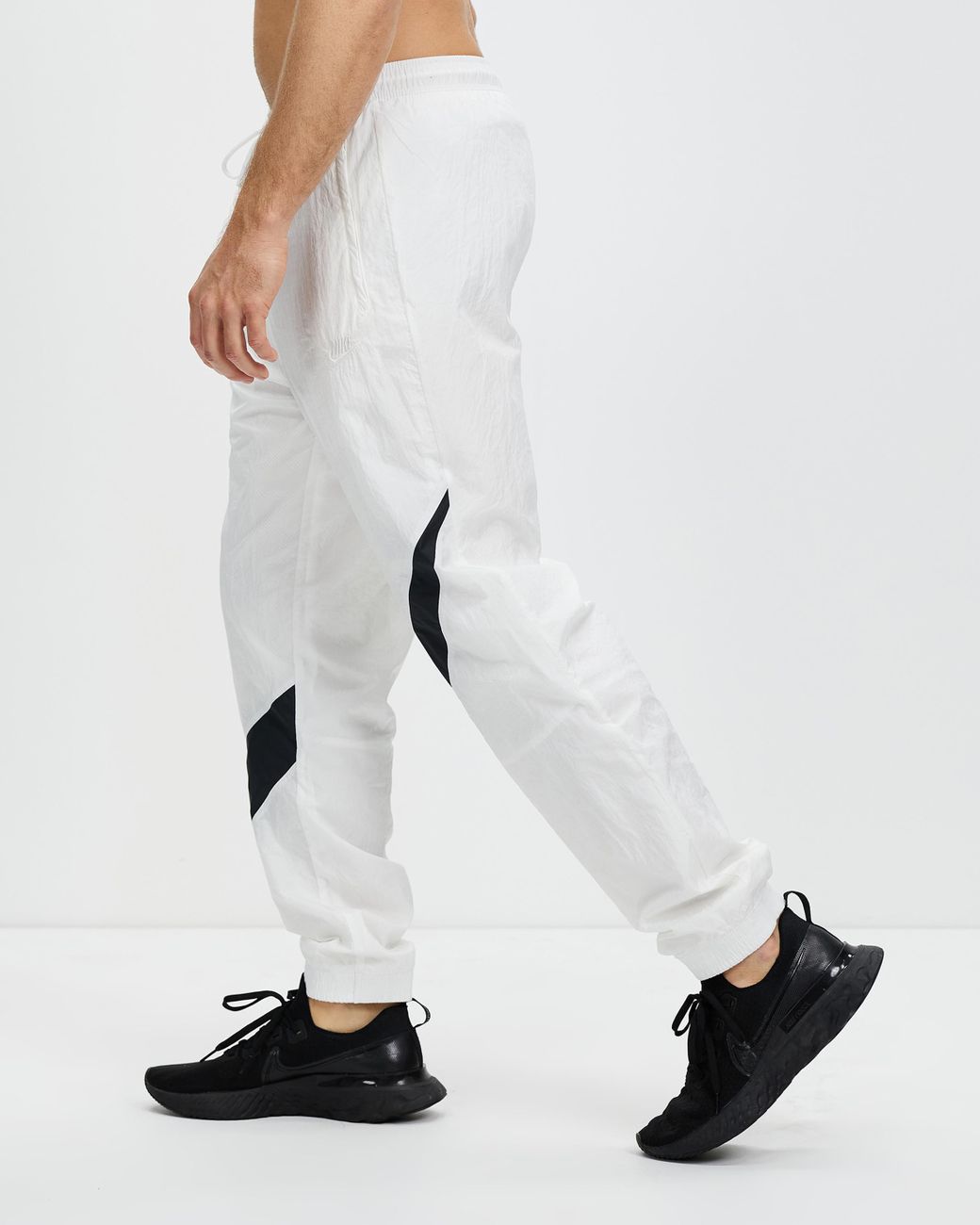 Nike Sportswear Big Swoosh Woven Pants in White for Men | Lyst Australia