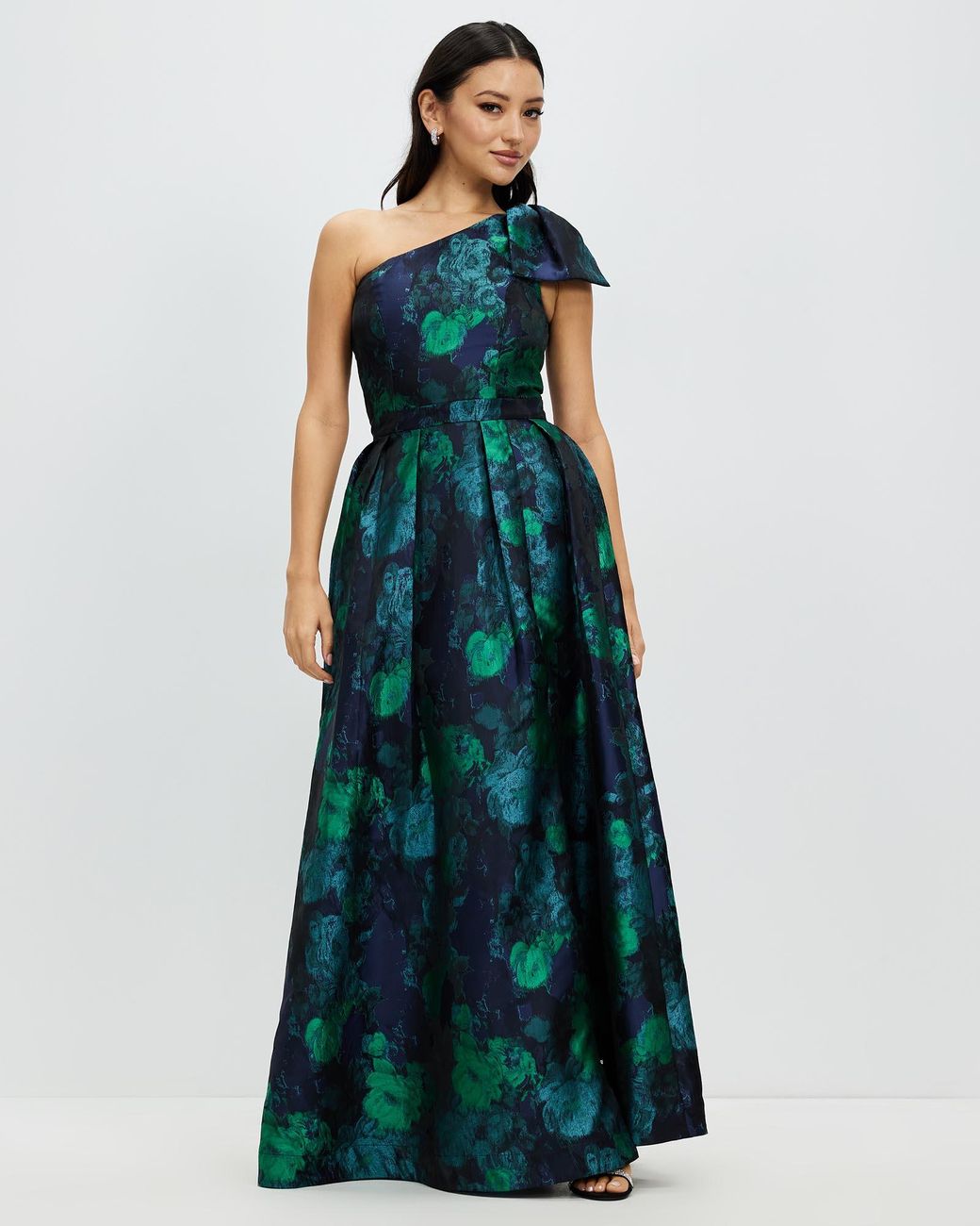 Honey and clearance beau evening dresses