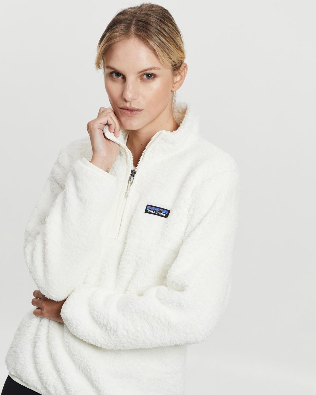 Patagonia los gatos top white