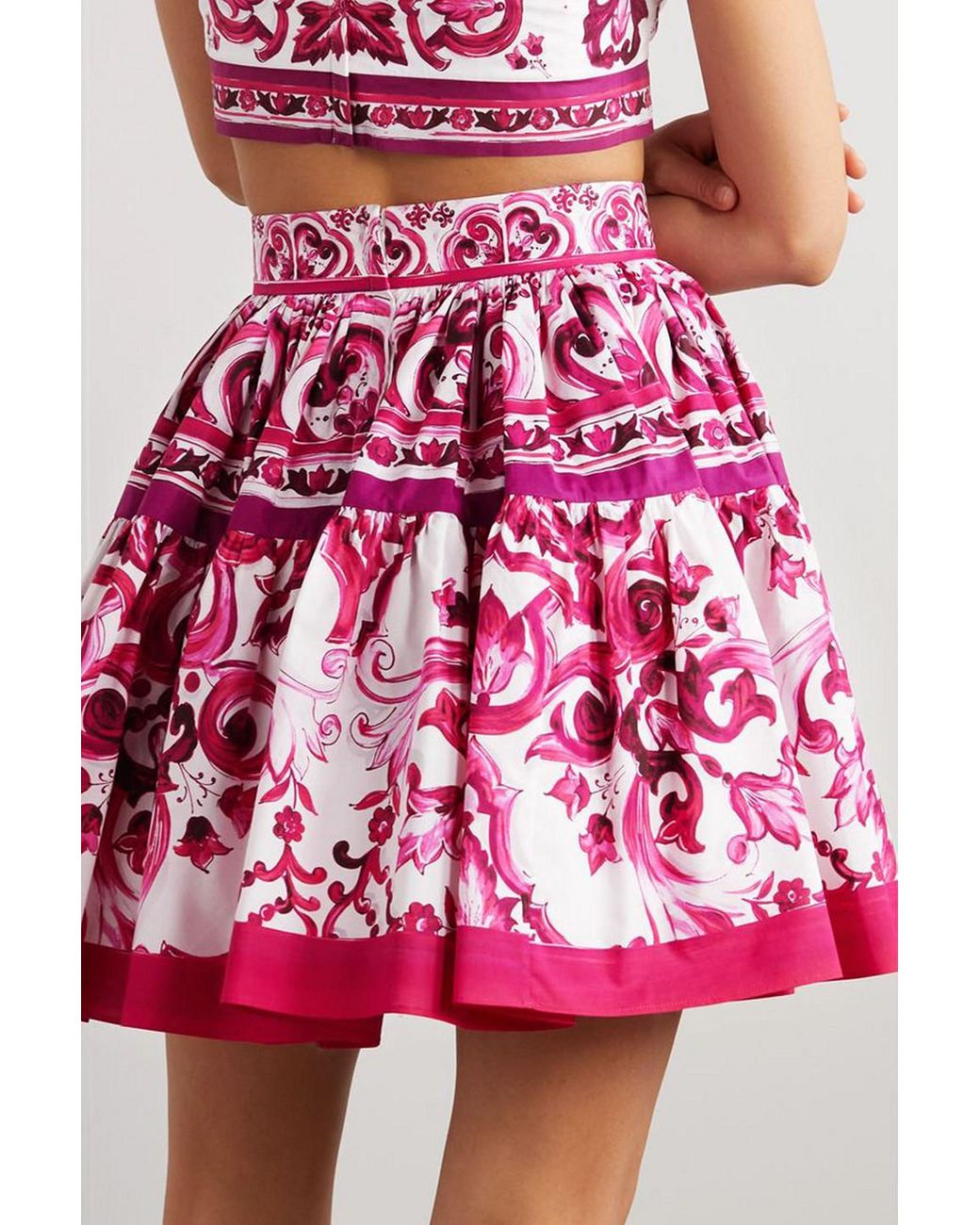 【関税＆送料込み】Dolce & Gabbana Pink Cotton Skirt Dolce & Gabbana - Girls Pink Cotton Roses Skirt | Childrensalon