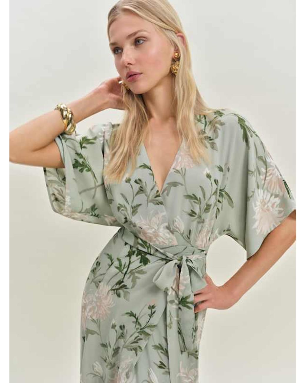reformation winslow dress green Dress Clearance Reformation Green Wrap Dress Reformation Women's Winslow  Short Sleeve Emerald Wrap Maxi Green