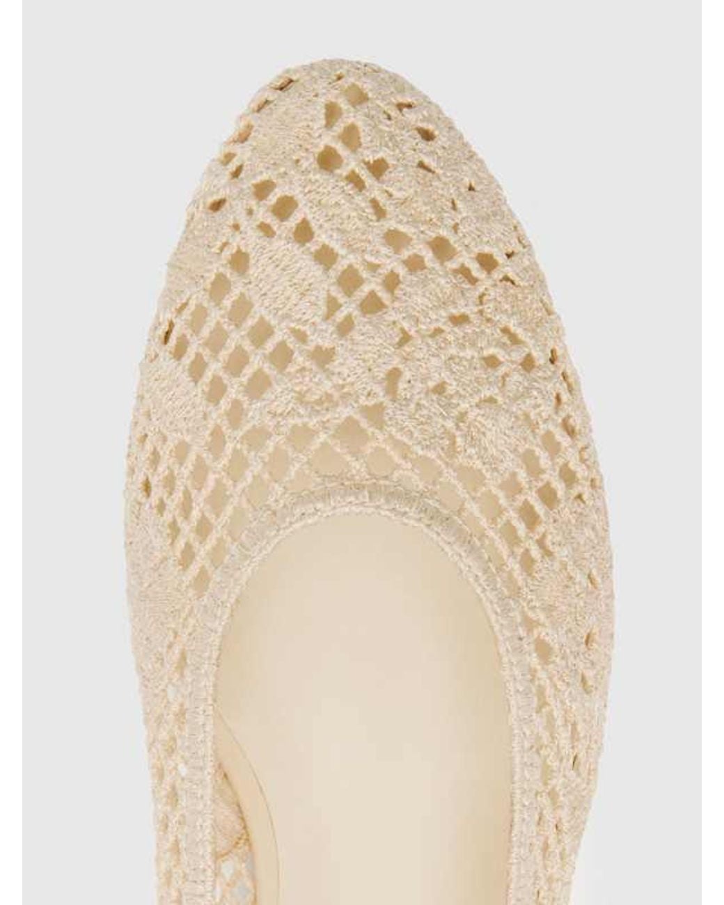 Reformation Natural Pillar Flat 6