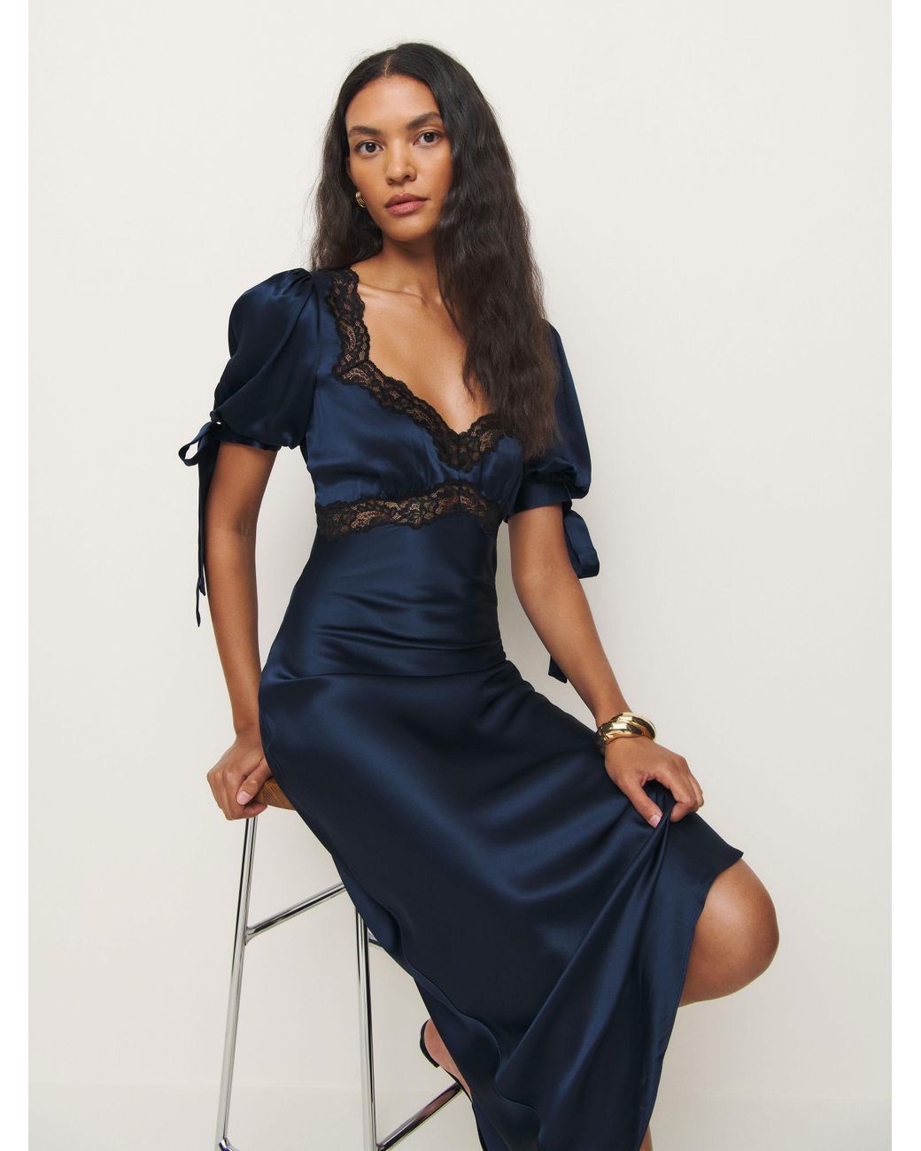 $248 selling Reformation Navy Blue Murietta Puff Sleeve Wrap Mini Dress