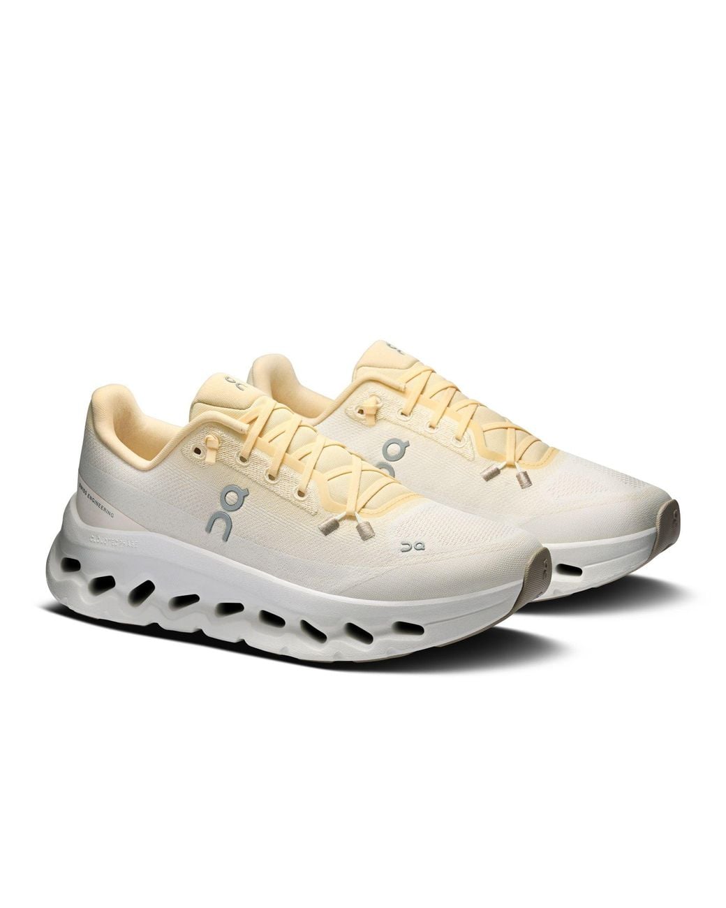 On Shoes White Women's Cloudtilt