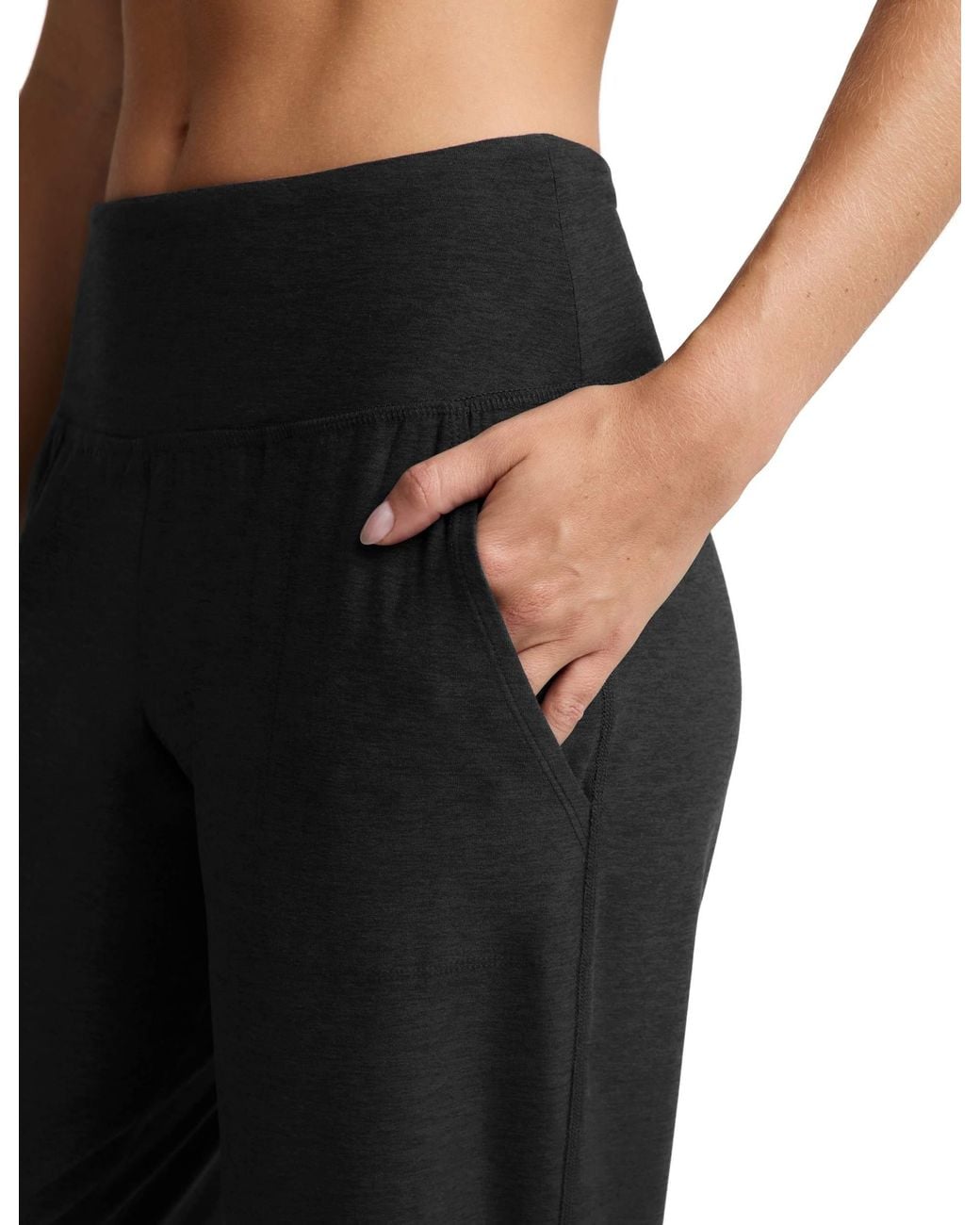 Beyond Yoga Black Women's Midweight Spacedye Midi jogger
