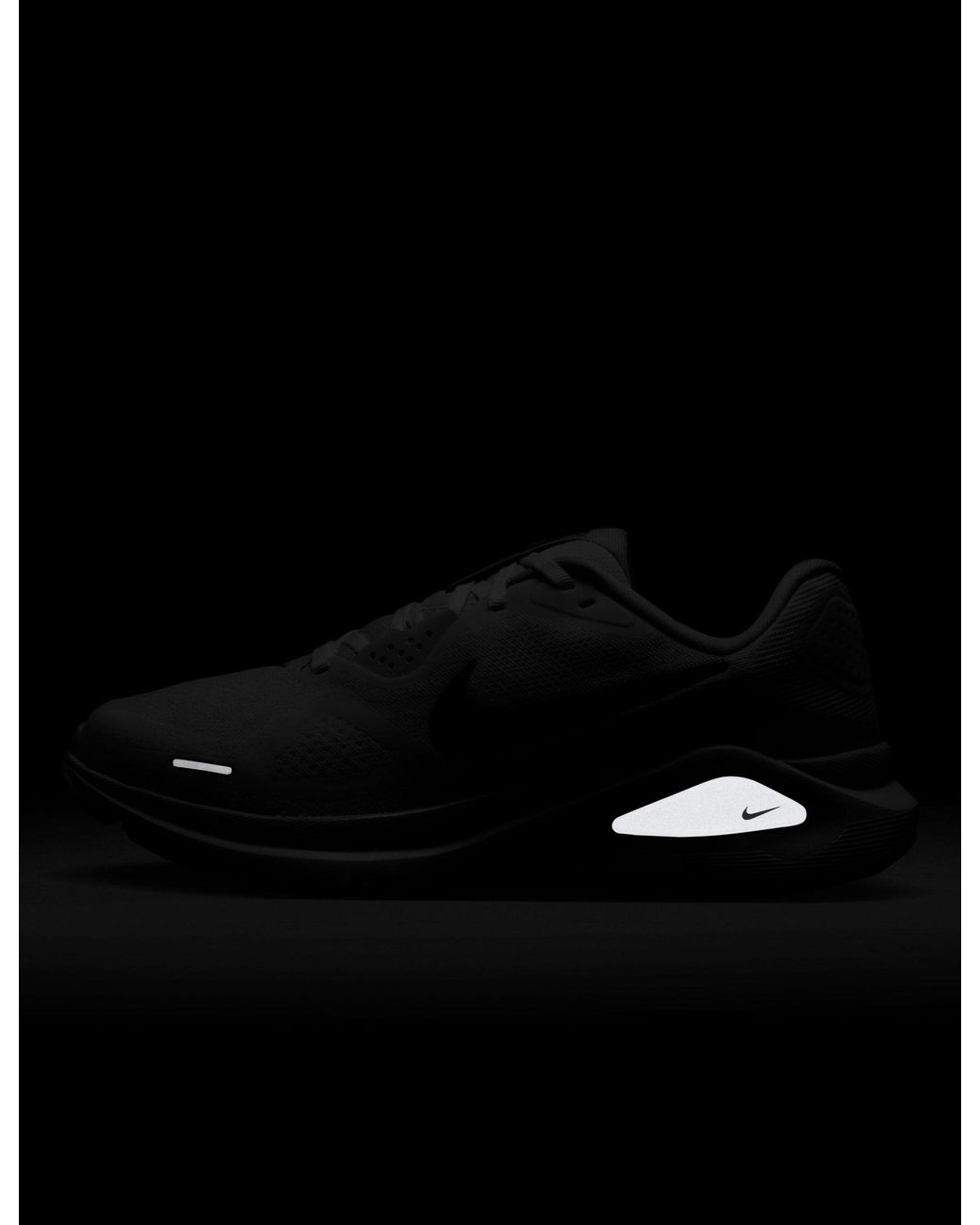 Nike White Women's Structure 26 Shoes