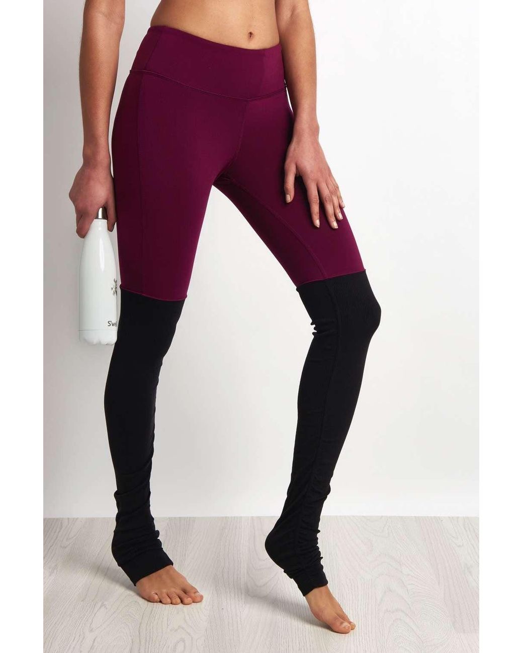 Alo Yoga Goddess leggings - in total burgundy / wine - Depop