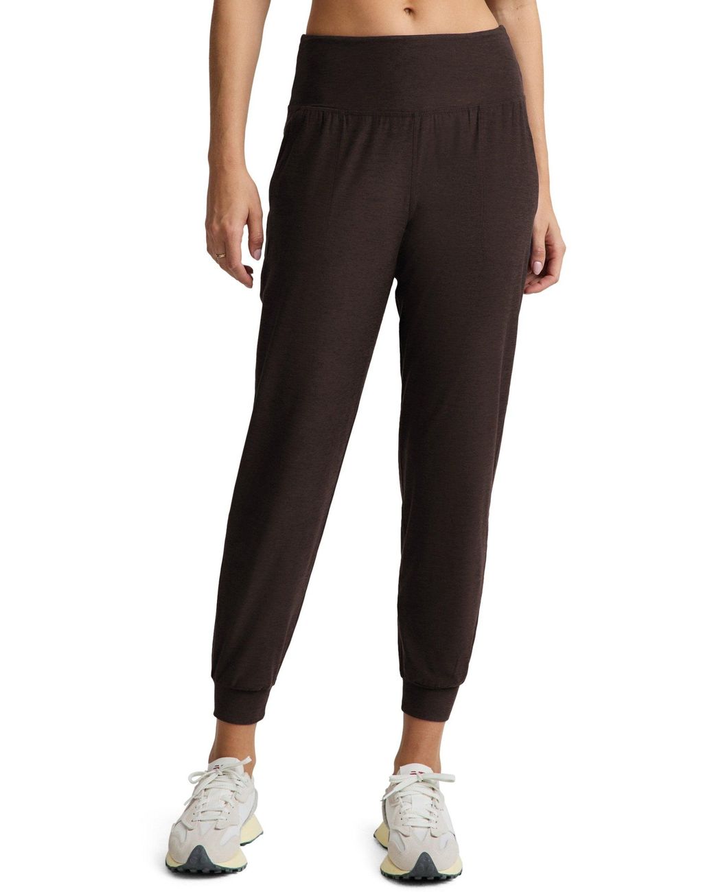 Beyond Yoga Black Women's Midweight Spacedye Midi jogger