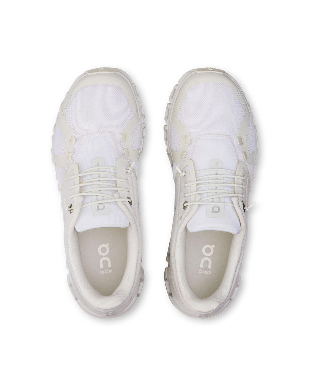 On Shoes White Women's Cloud 6 Trainers