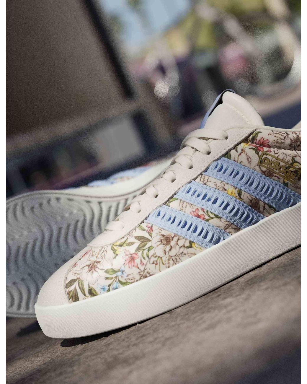 Adidas White Women's Vl Court 3.0 Shoes