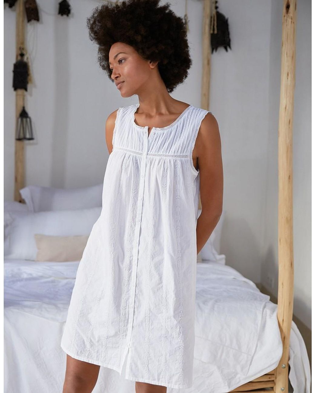 The White Company Cotton Pintuck Embroidered Nightie in White