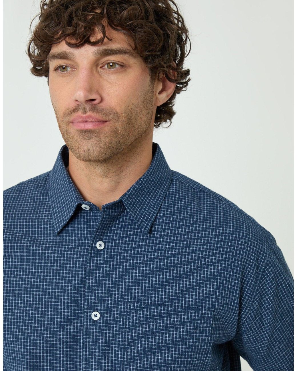Threadbare Blue Relaxed Fit Cotton Seersucker Shirt for men
