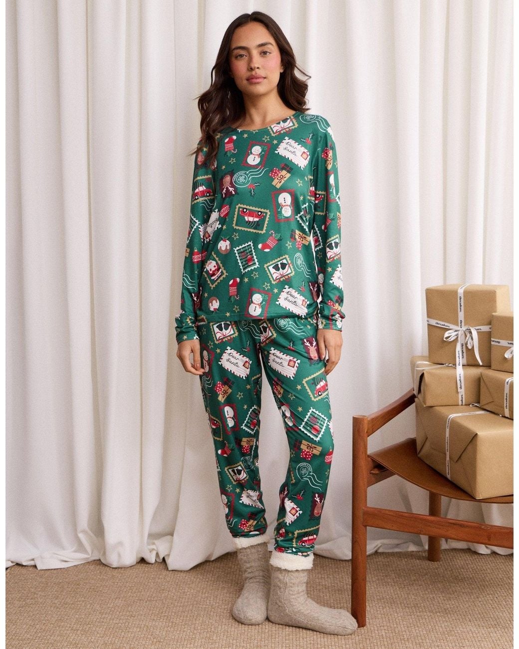 Threadbare Green Stamp Print Christmas Pyjama Set