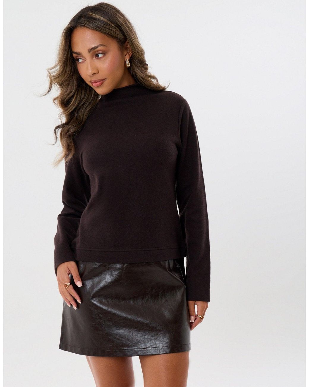 Threadbare Black Threadbare 2