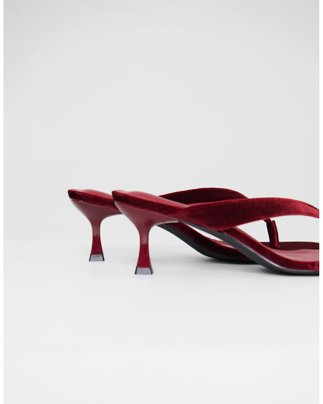 Threadbare Brown Velvet Toe Post Kitten Heels