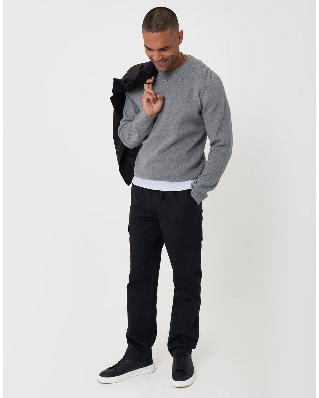 Threadbare Black Regular Fit Cotton Cargo Trousers for men