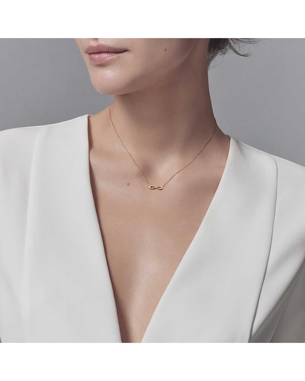 Tiffany \u0026 Co. Tiffany Infinity Pendant 