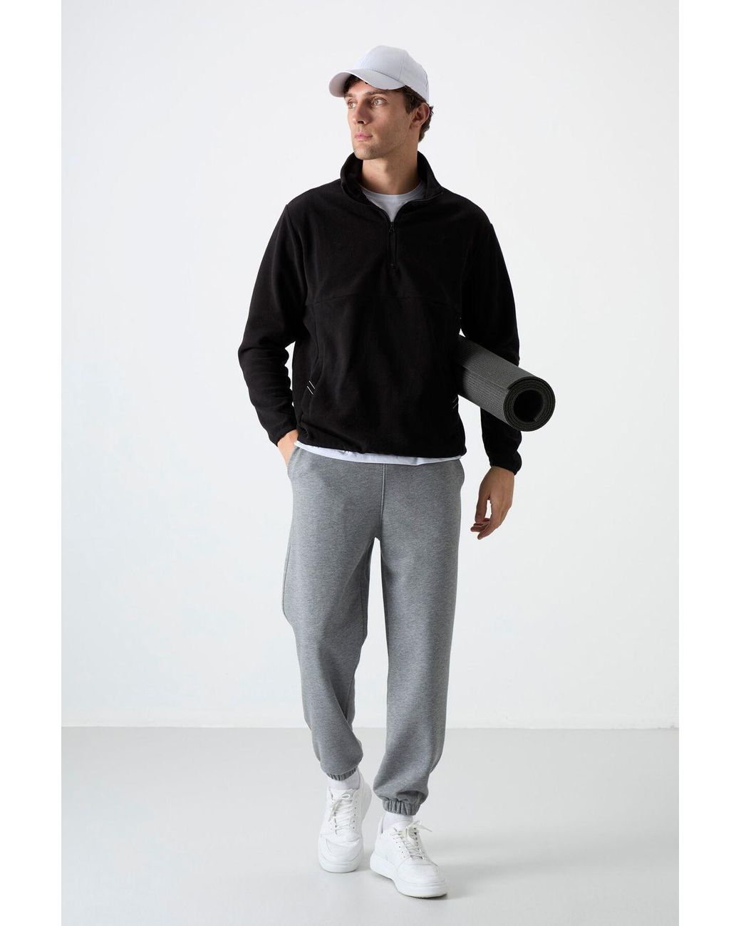 TOMMY LIFE Black Slim Fit Half-Zip Plush Sweatshirt for men