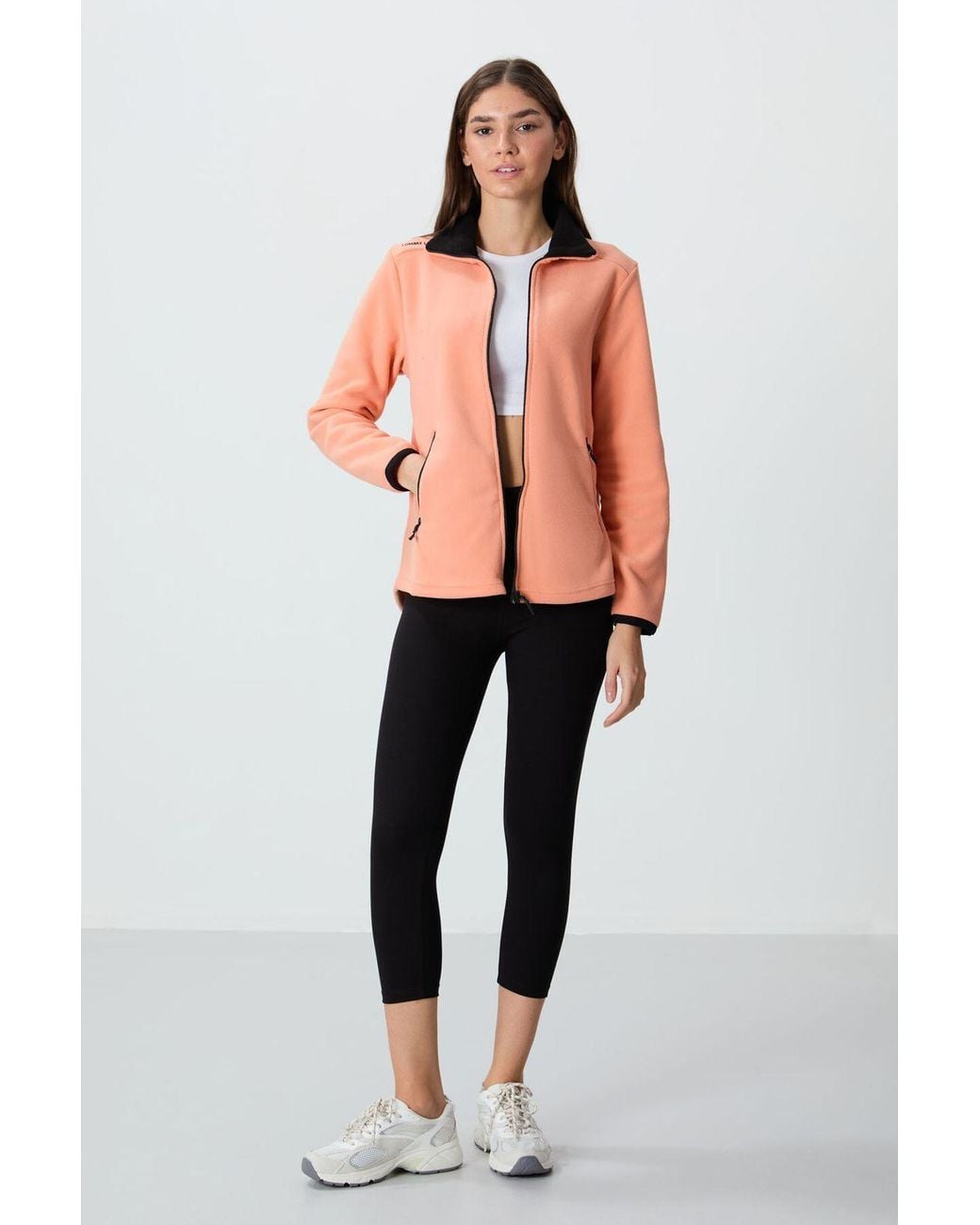 TOMMY LIFE Natural Plush Zip-Front Sweatshirt