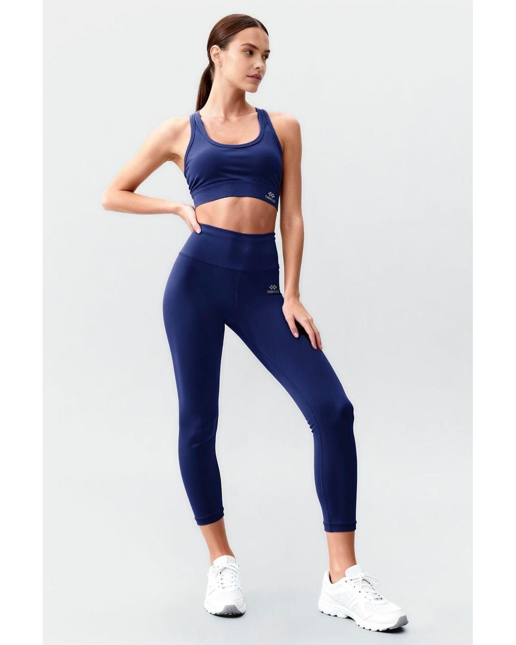 TOMMY LIFE Blue Sleeveless Athletic Set With Leggings