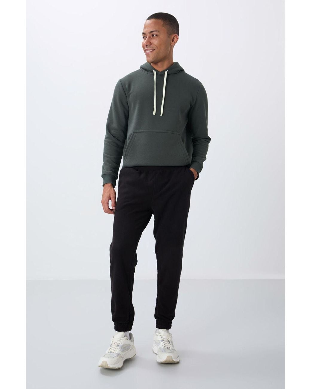 TOMMY LIFE Black Jogger Sweatpants for men