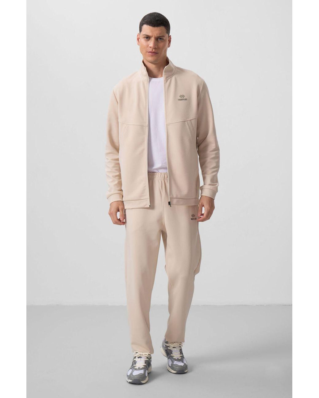 TOMMY LIFE Natural Long-Sleeve Zip Sweatshirt And Pants Set for men