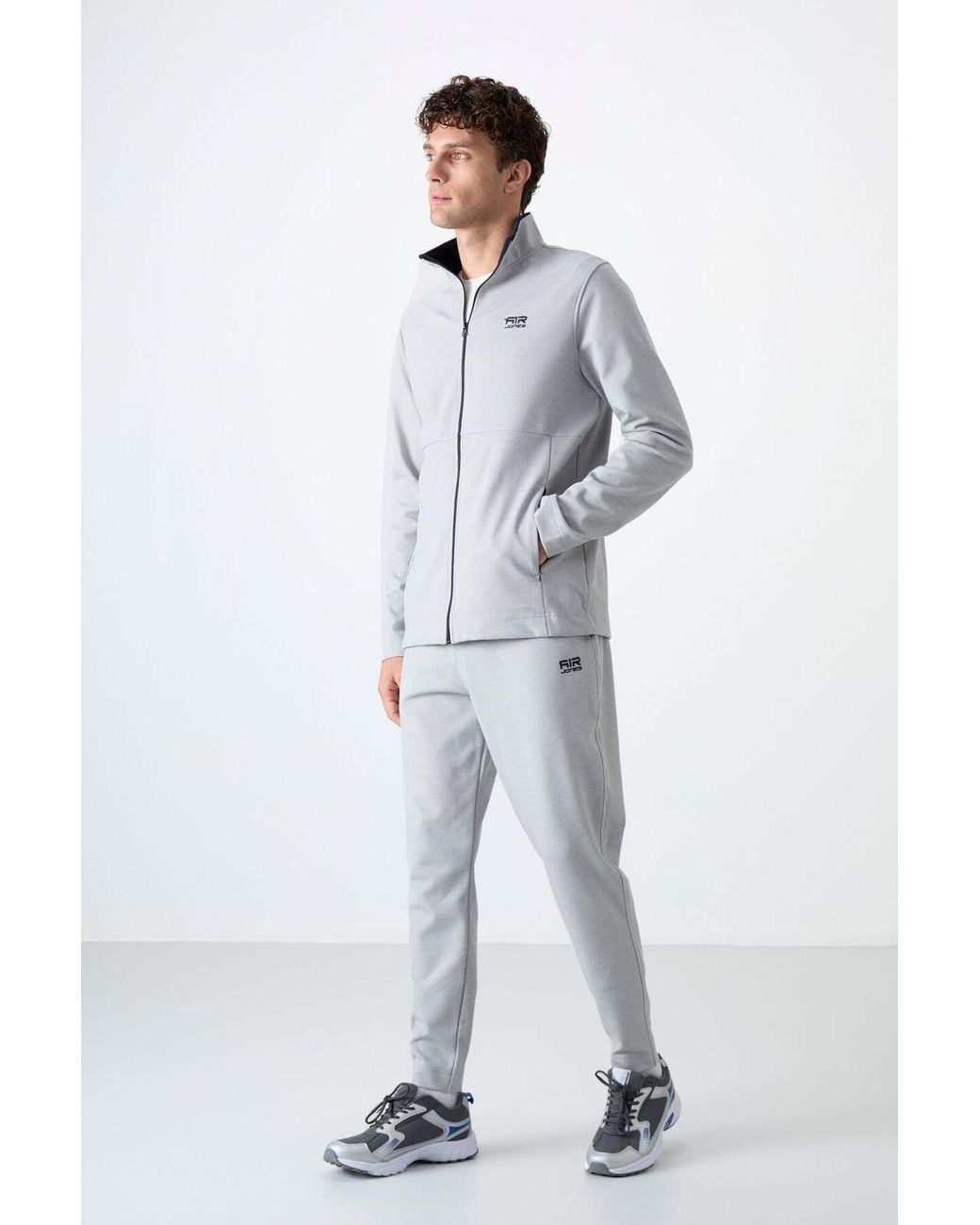 TOMMY LIFE White Zip-Collar Sweatshirt And Pants Set for men