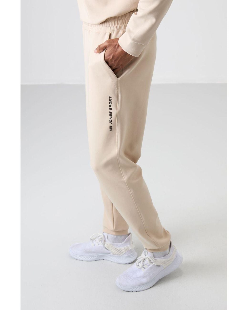 TOMMY LIFE Natural Printed Fleece Sweatshirt And Pants Set for men