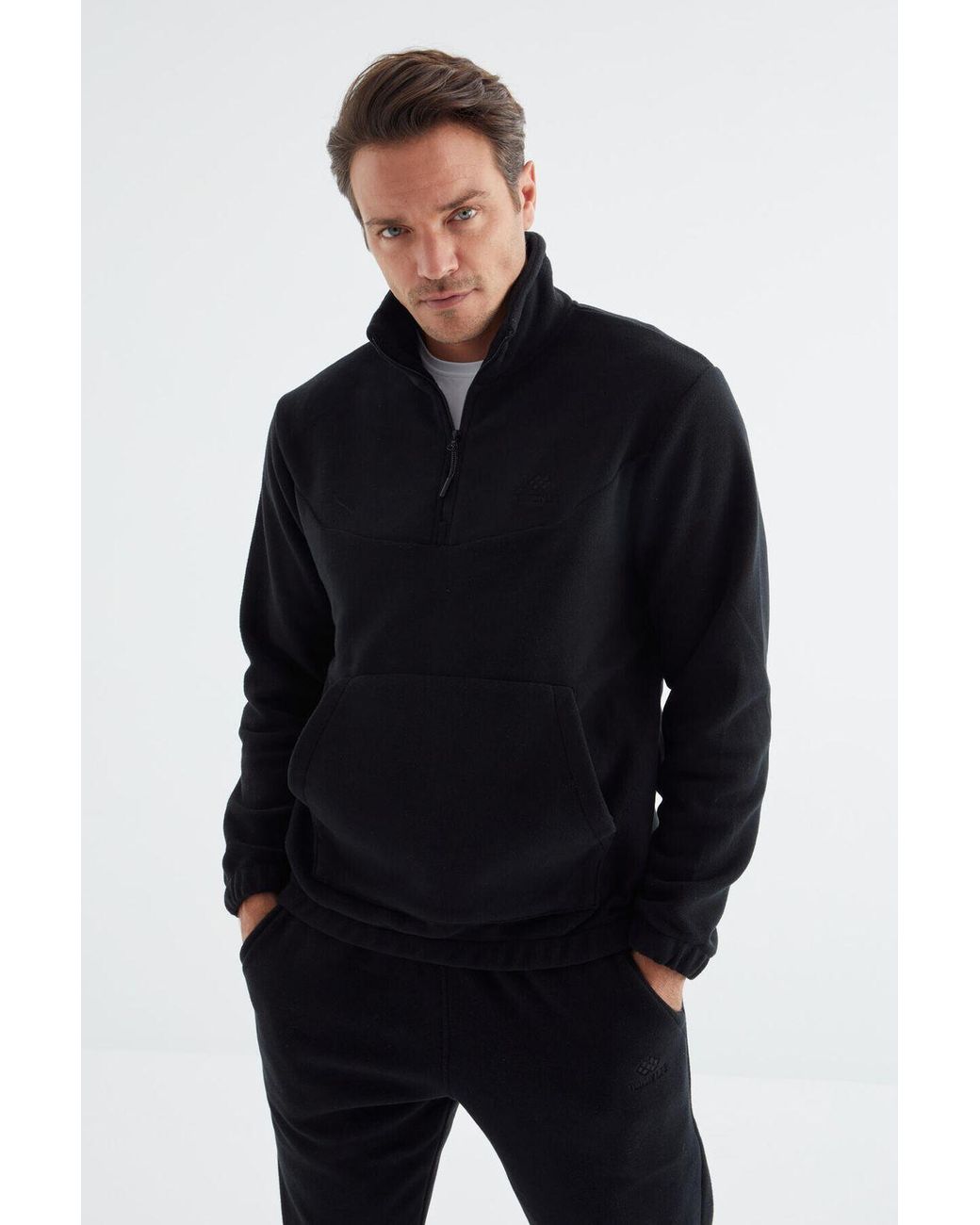 TOMMY LIFE Black Sweatshirt And Pants Set for men