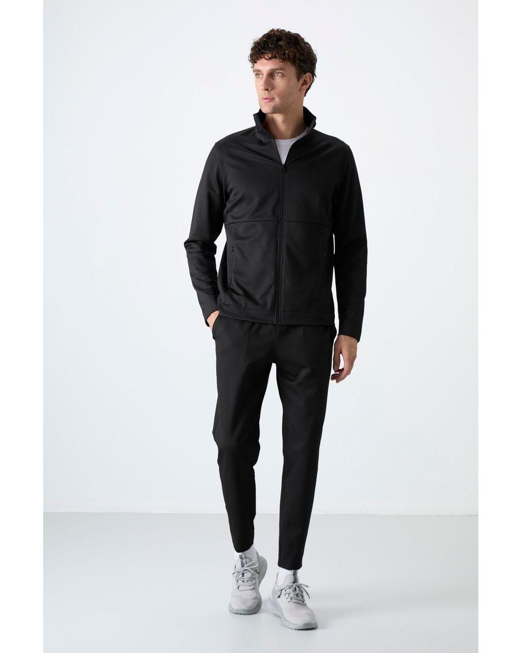 TOMMY LIFE Black Zip-Collar Sweatshirt And Pants Set for men