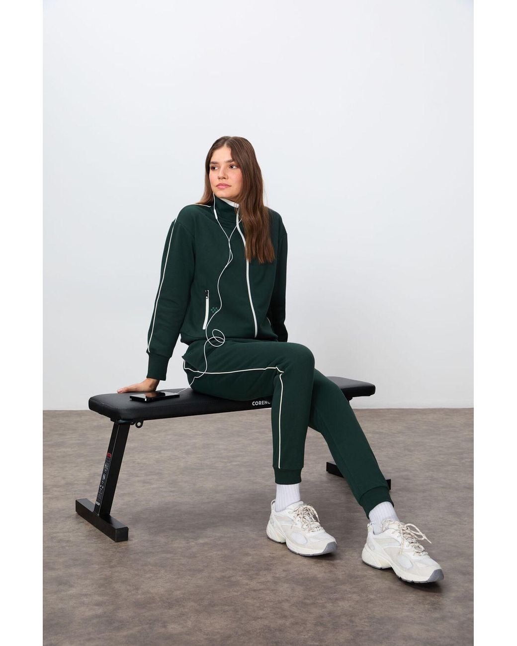 TOMMY LIFE Green Oversized Zip-Collar Sweatshirt And Pants Set