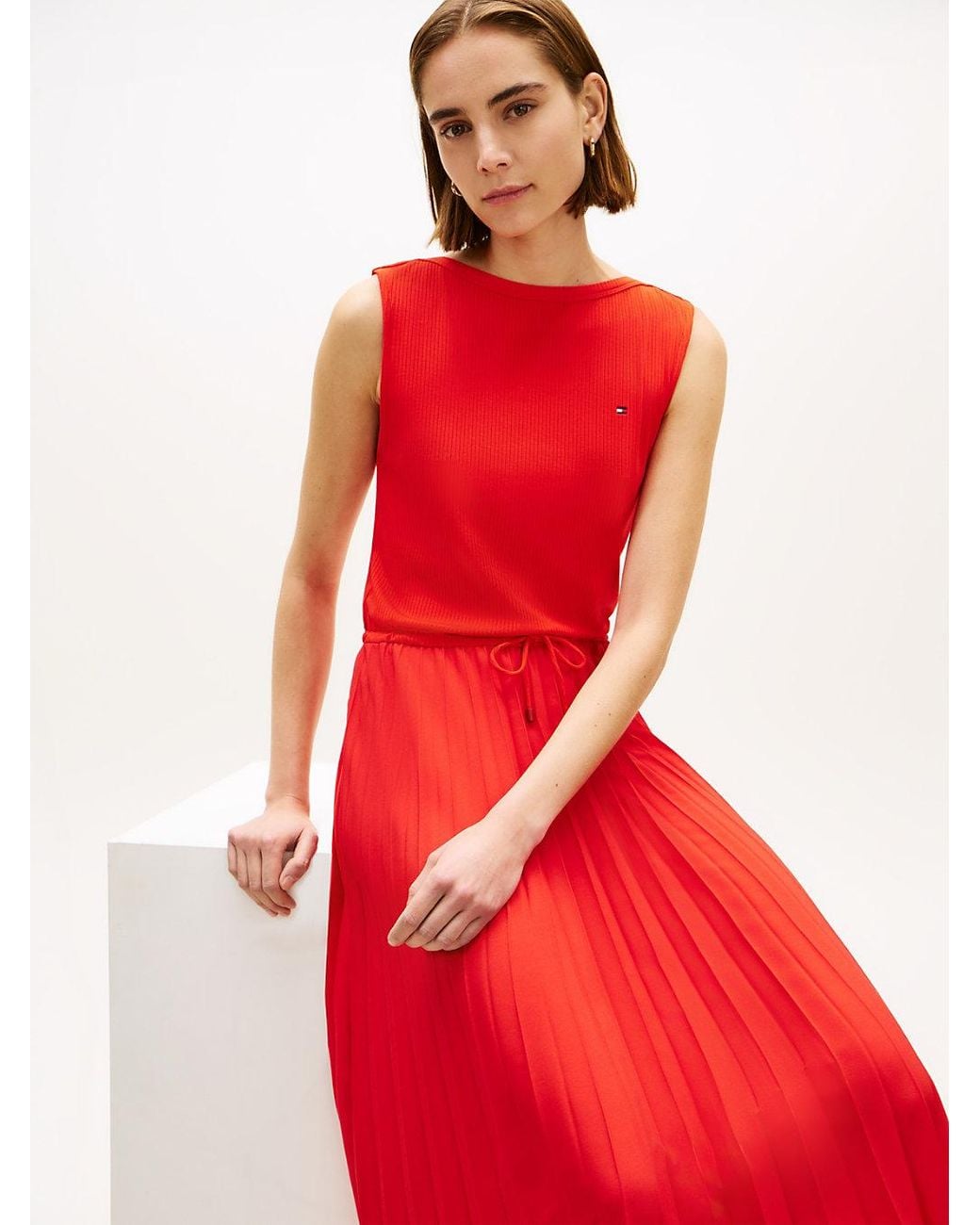 Tommy Hilfiger Red Pleated Sleeveless Slim Midi Dress