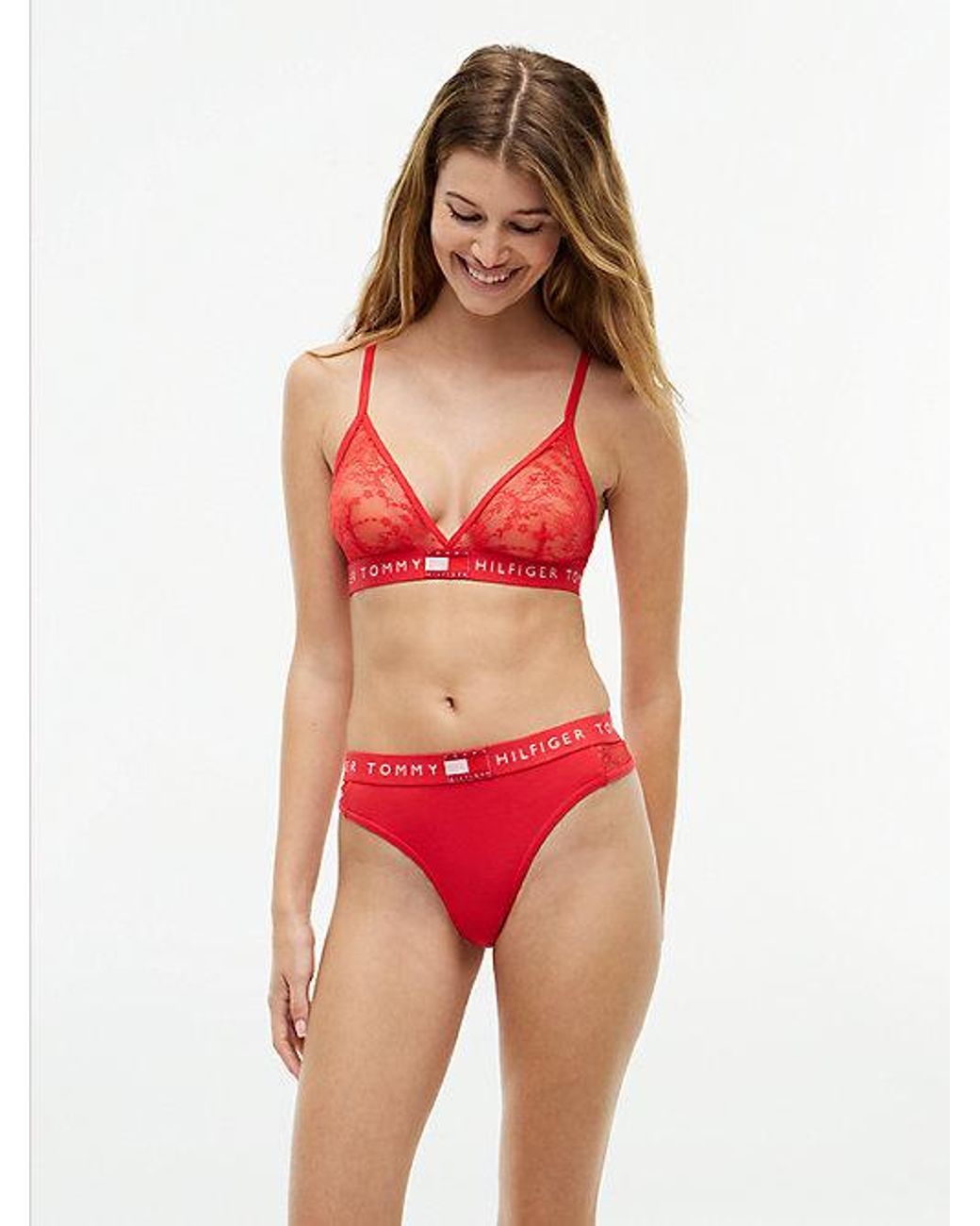 Tommy Hilfiger Heritage String Met Logokant in het Red