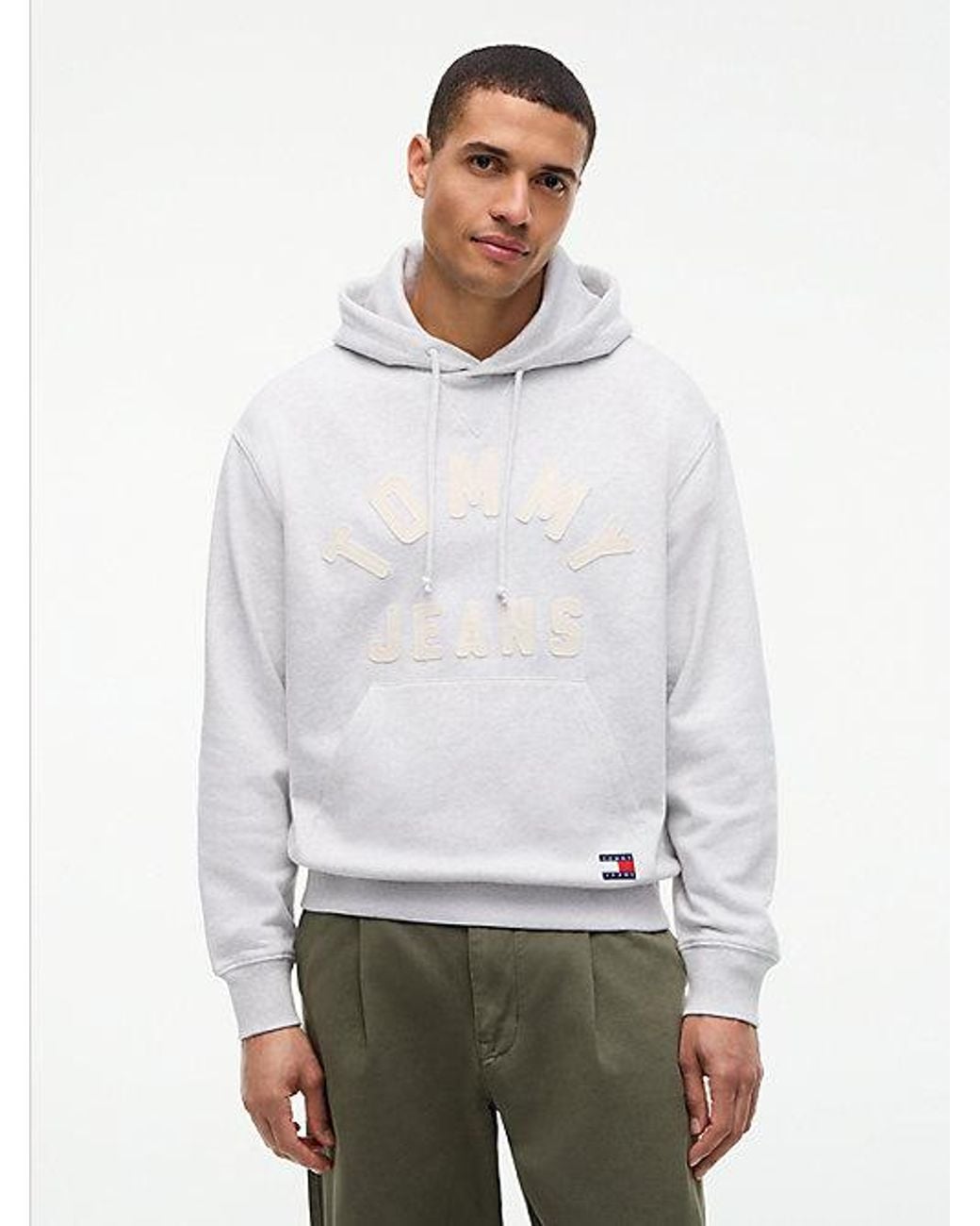 Tommy Hilfiger White Tommy Jeans Classic Logo Relaxed Fleece Hoody for men