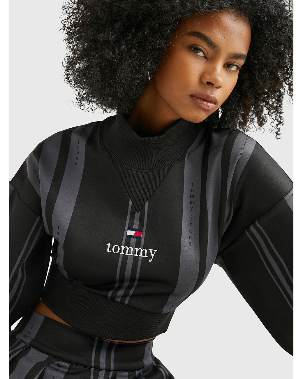 Tommy hilfiger mock neck cropped sweatshirt sale