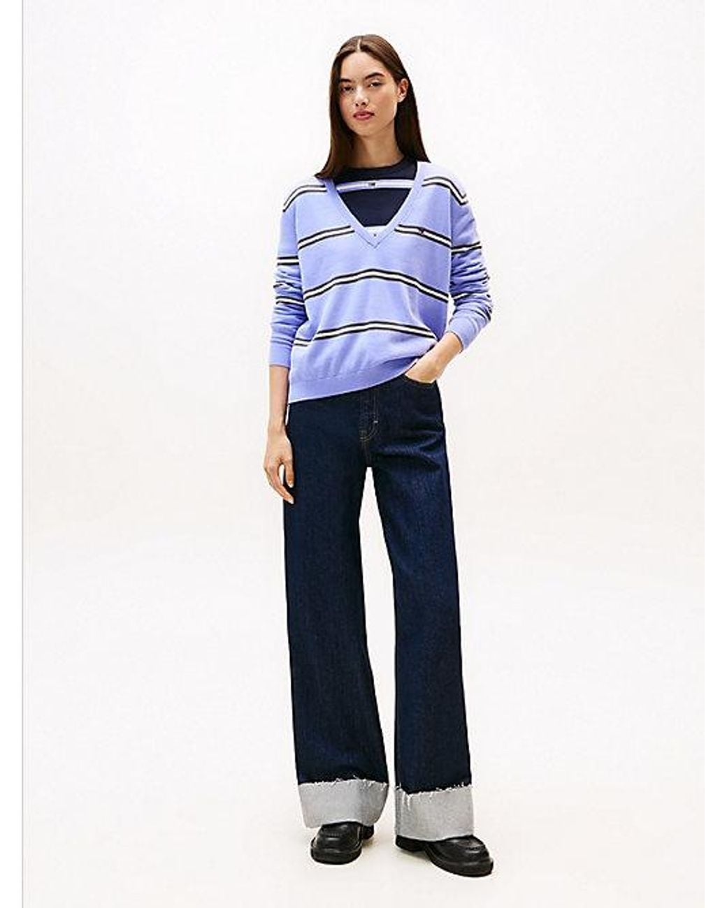 Tommy Hilfiger Blue Flag Embroidery V-neck Jumper