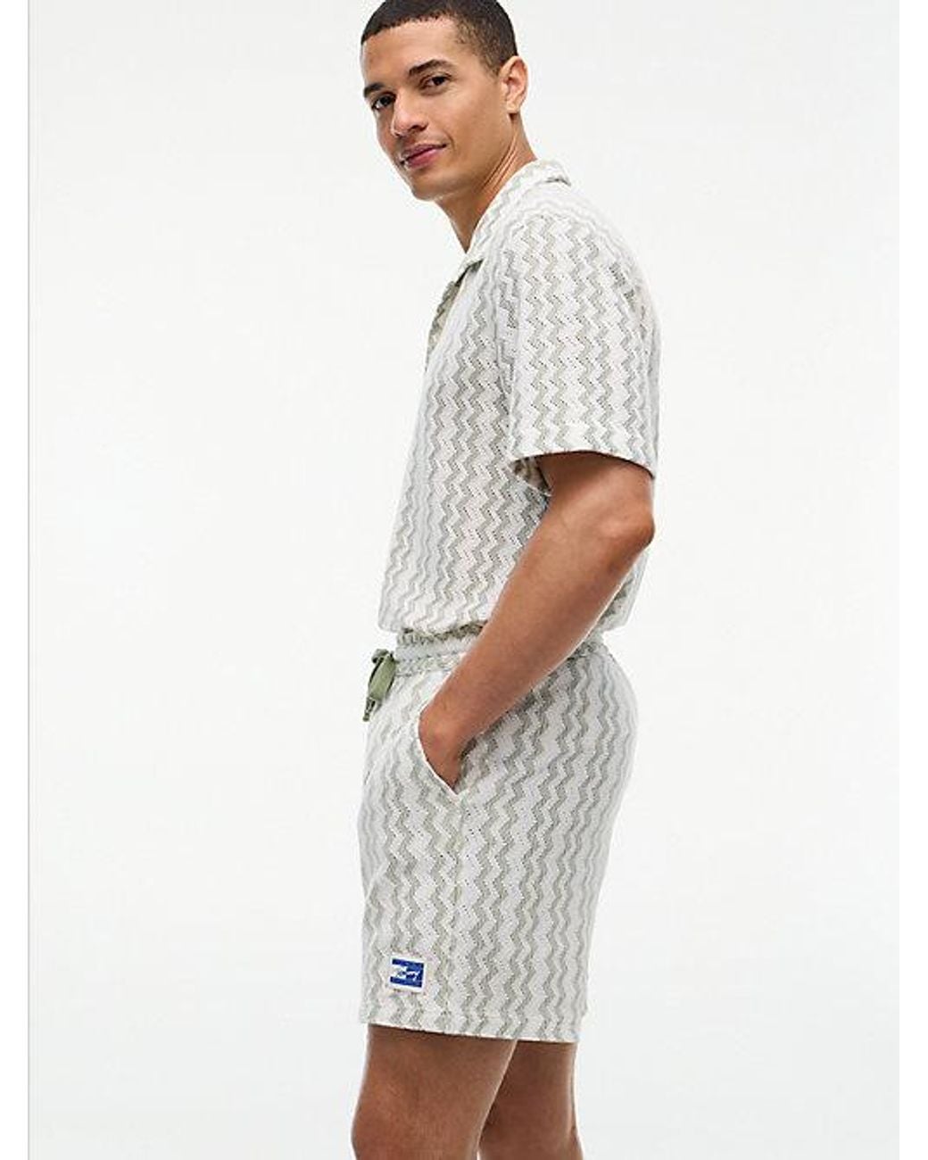 Tommy Hilfiger White Open Textured Logo Label Shorts for men