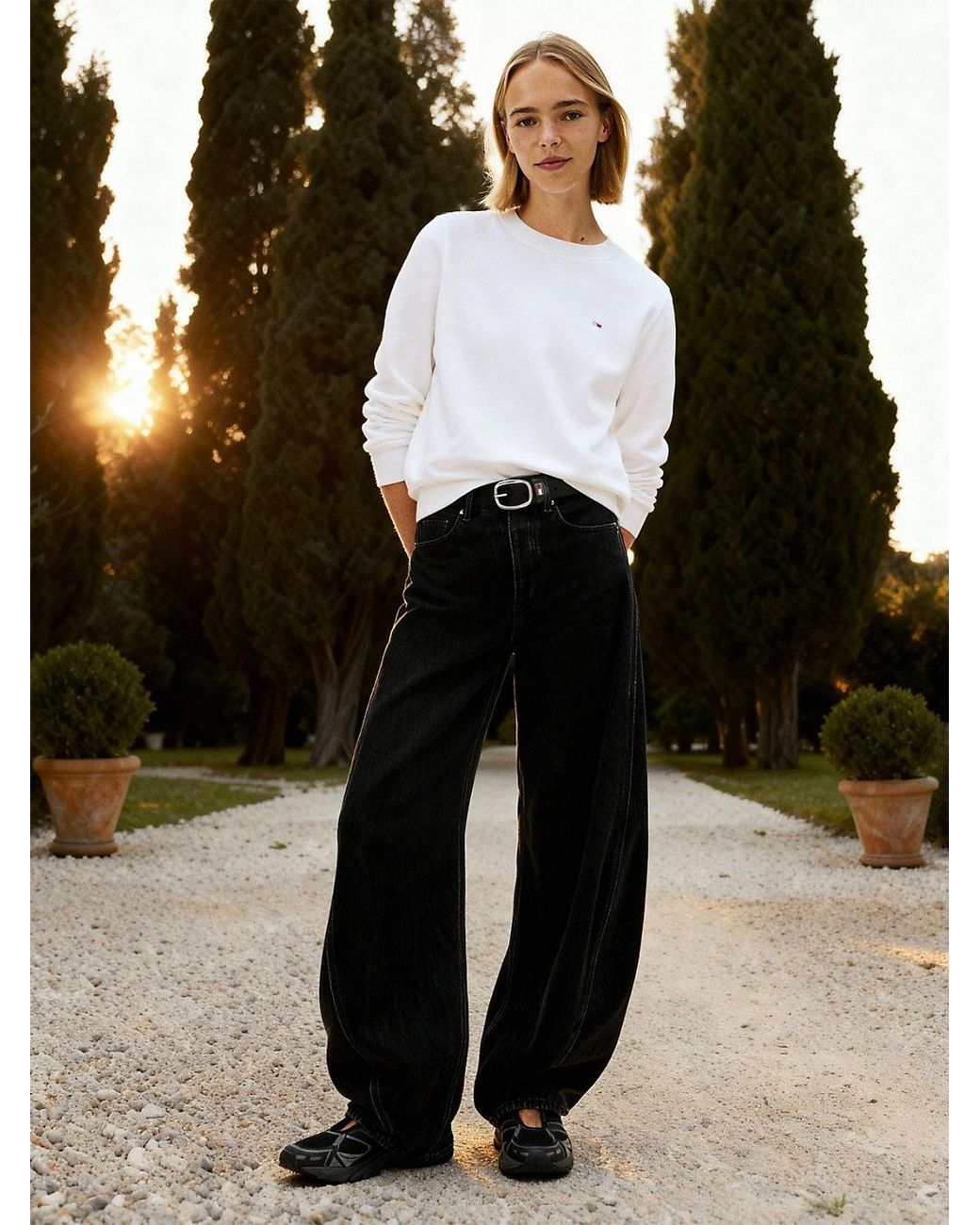 Tommy Hilfiger White Flag Embroidery Brushed Fleece Sweatshirt