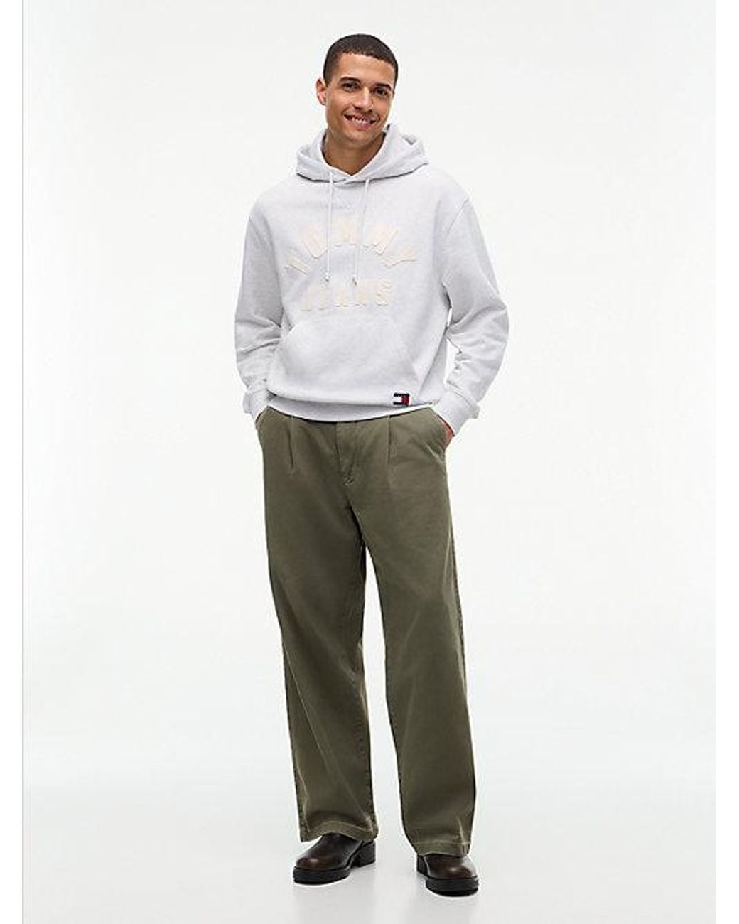 Tommy Hilfiger White Tommy Jeans Classic Logo Relaxed Fleece Hoody for men
