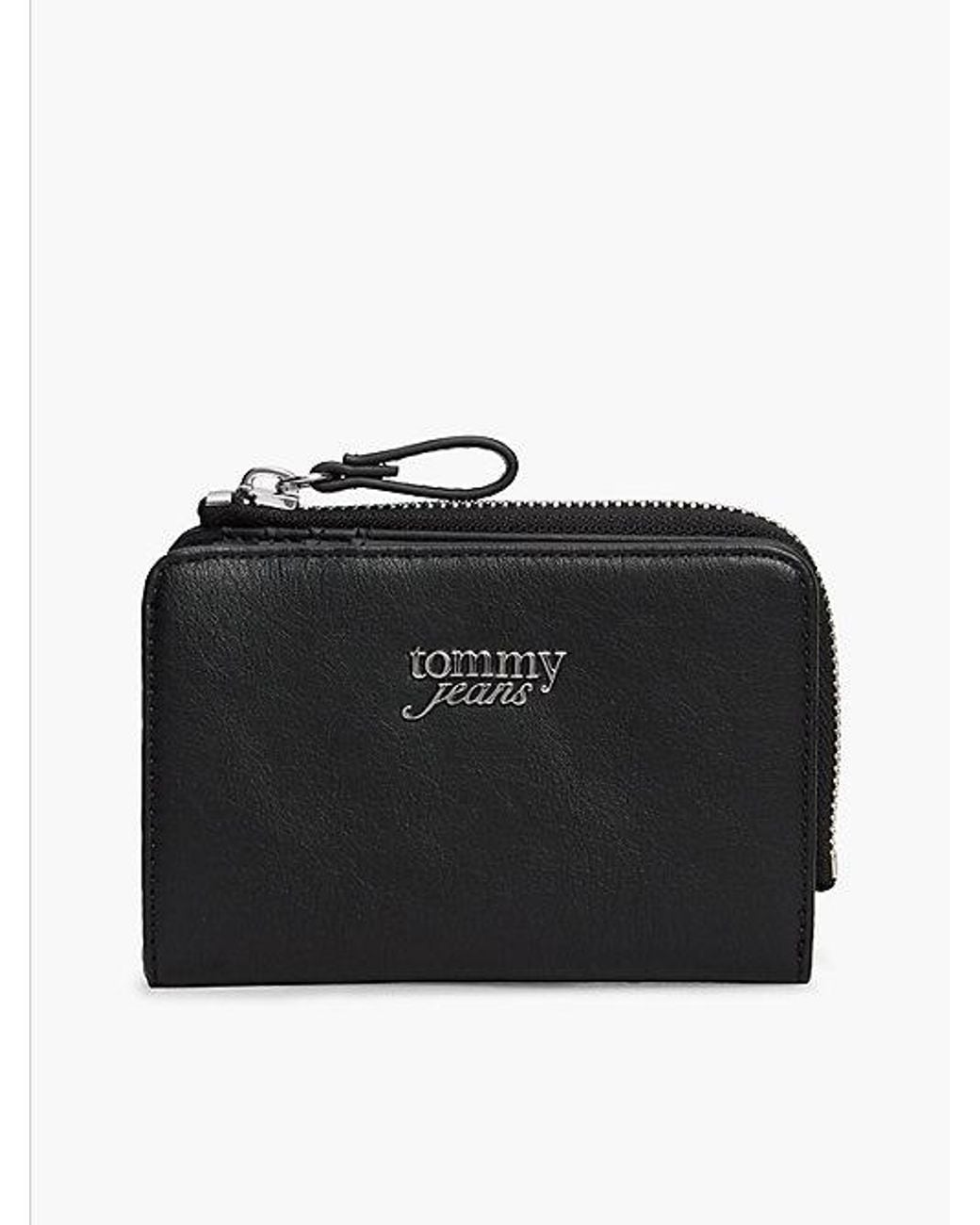 Tommy Hilfiger Black Tommy Jeans Metal Logo Bifold Flap Wallet