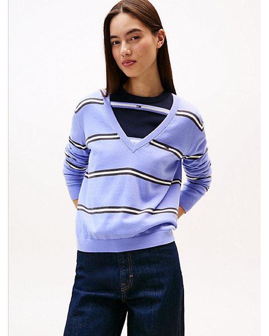Tommy Hilfiger Blue Flag Embroidery V-neck Jumper