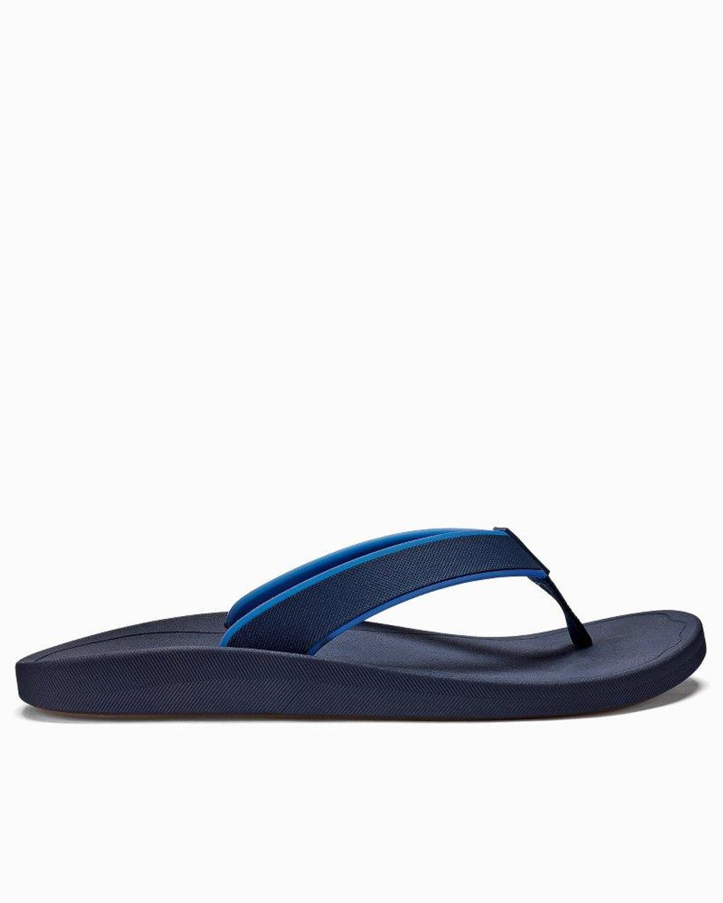 Tommy Bahama Olukai® Kōko'o Sandals in Blue for Men | Lyst