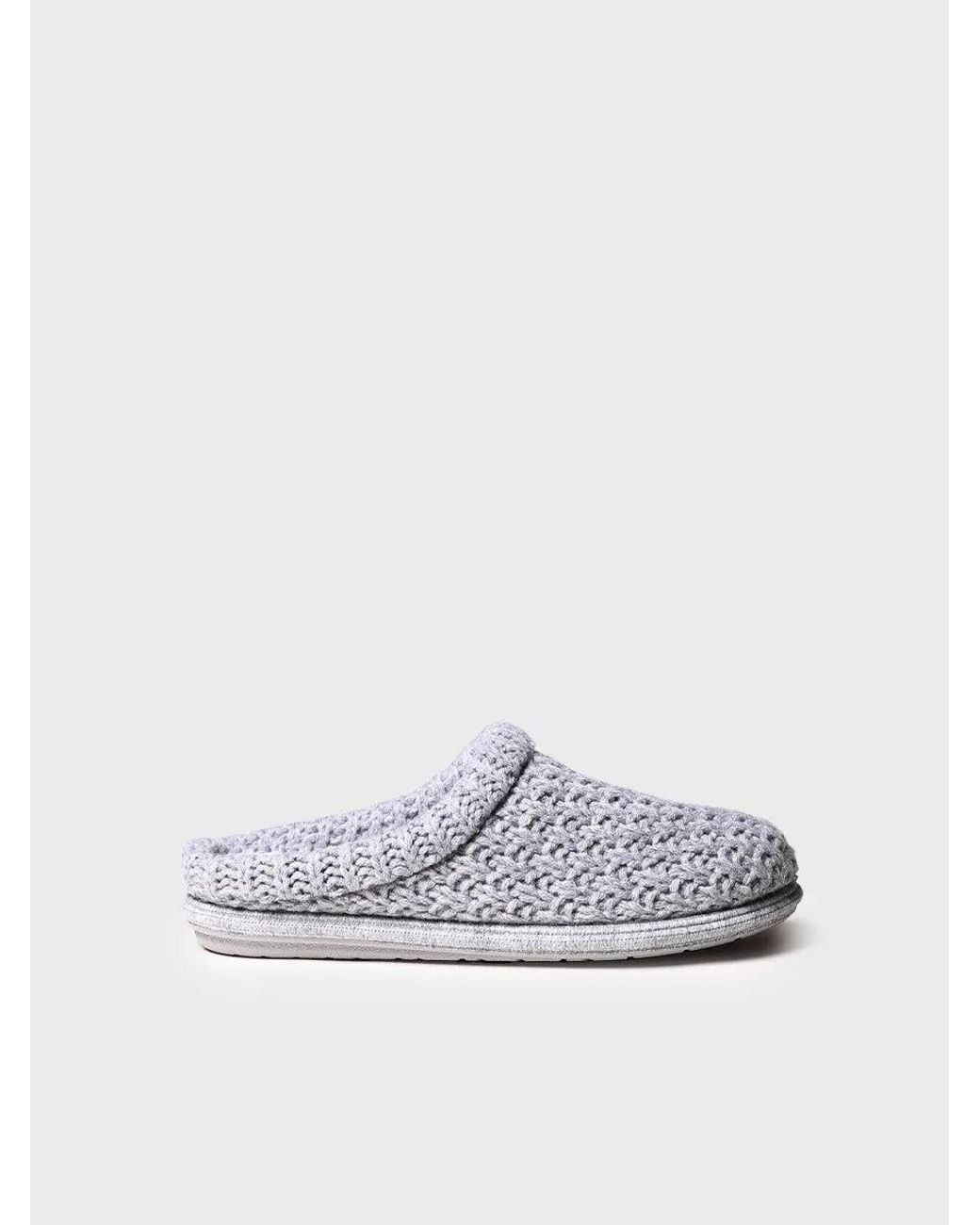 Toni Pons White Slippers