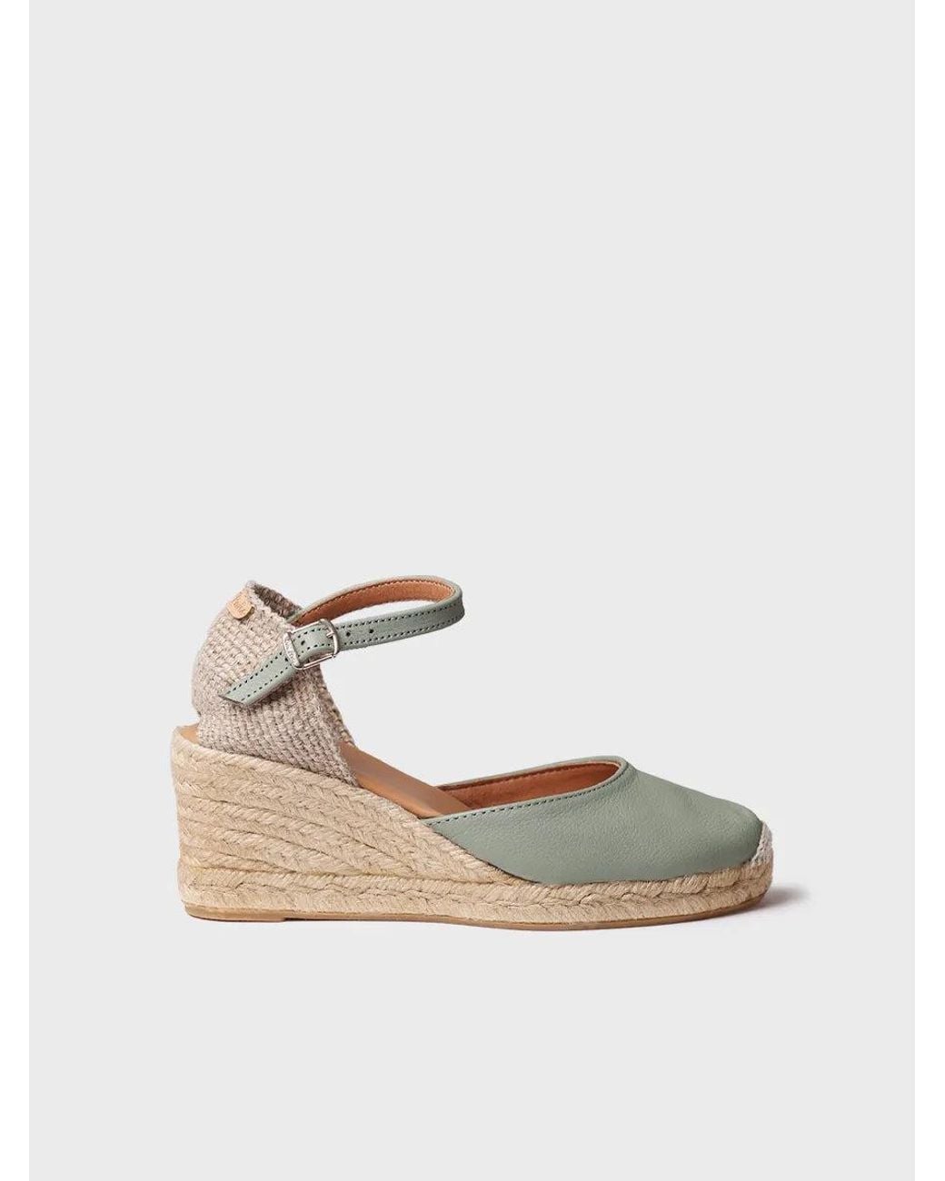 Toni Pons Natural Closed Leather Espadrilles For