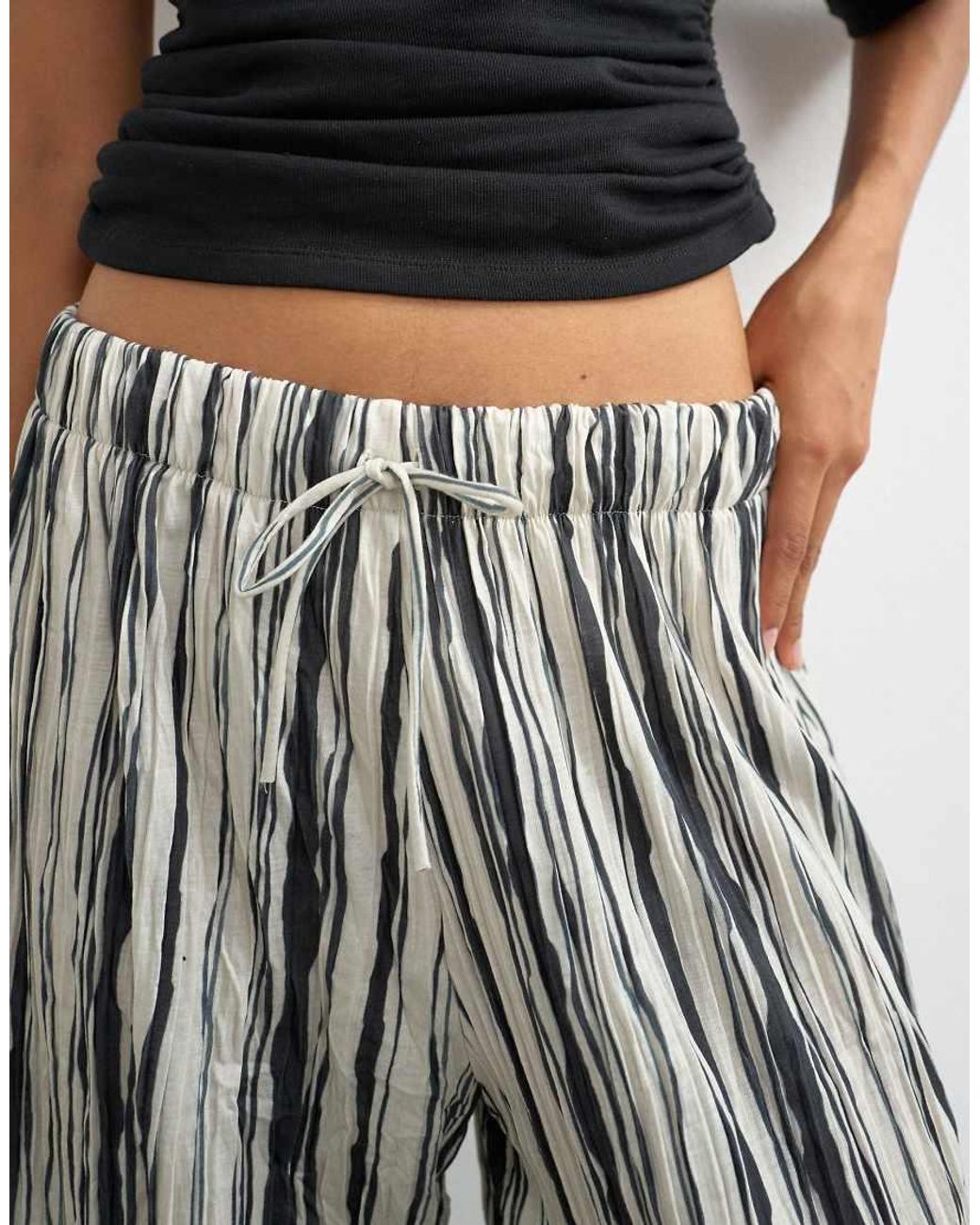TOPSHOP White Stripe Plisse Trouser