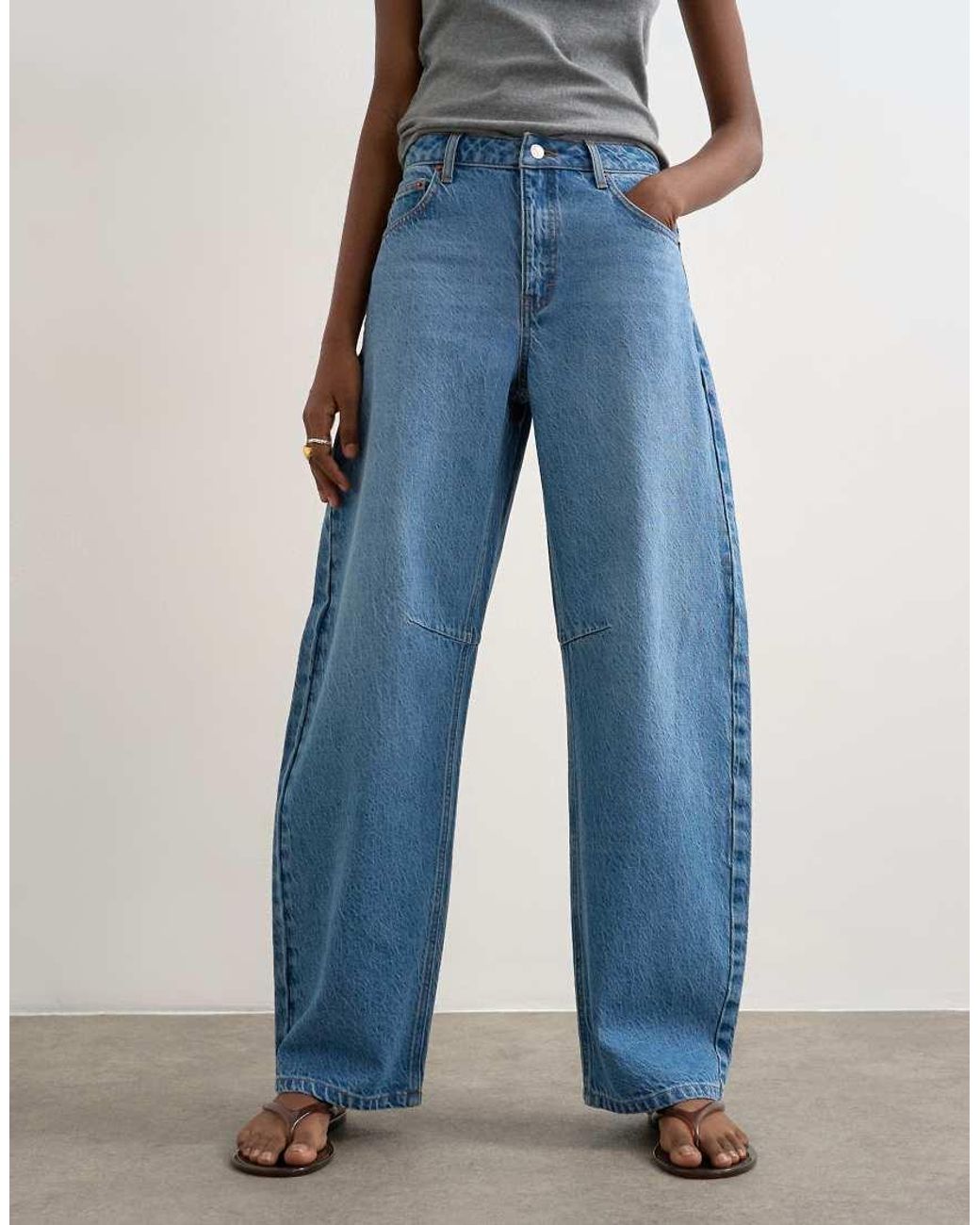 TOPSHOP Blue Barrel Mid Rise Jean