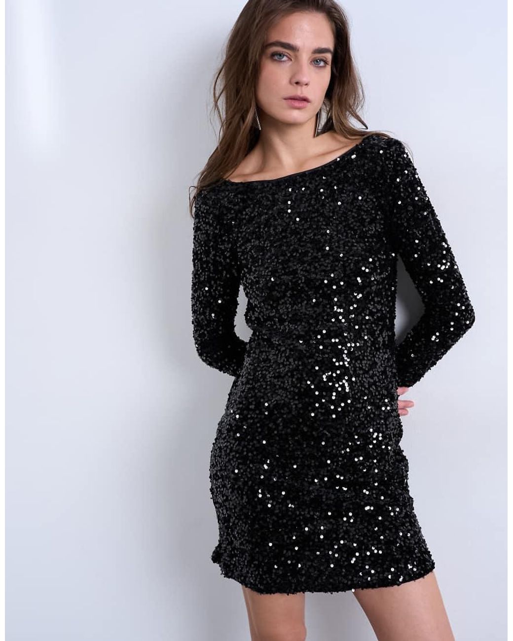 TOPSHOP White Long Sleeve Cowl Back Sequin Velvet Mini Dress