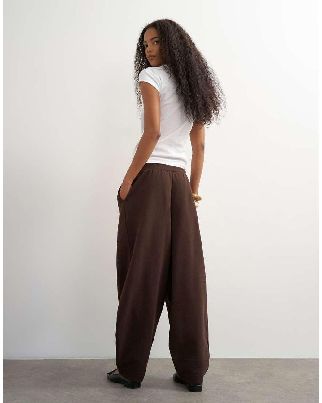 TOPSHOP Brown Barrel Leg Jogger