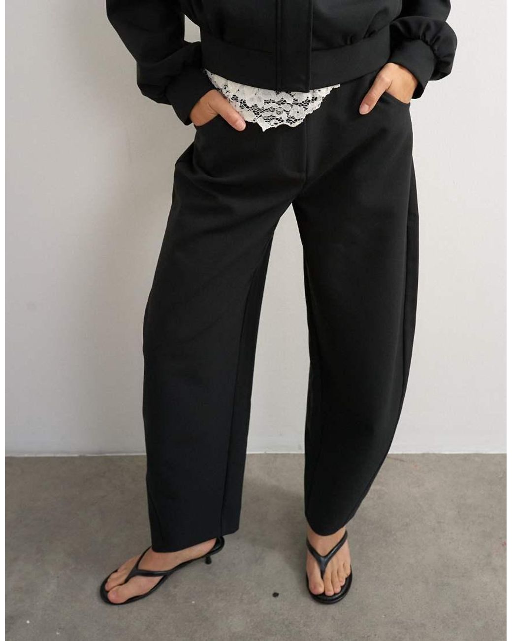 TOPSHOP Black Tailored Bubble Barrel Leg Trouser