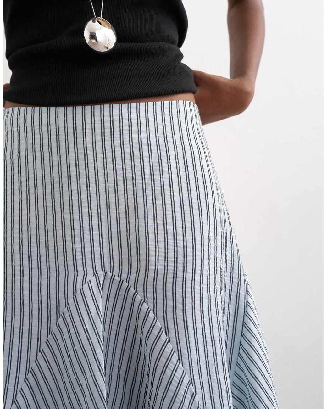 TOPSHOP Gray Drop Waist Godet Hem Crinkle Skirt
